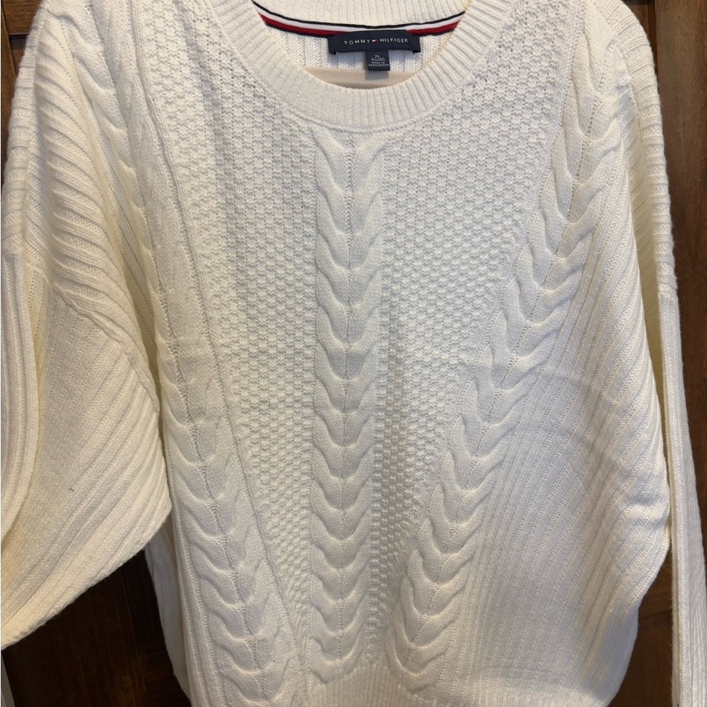 Tommy Hilfiger Cream Cable Knit Sweater